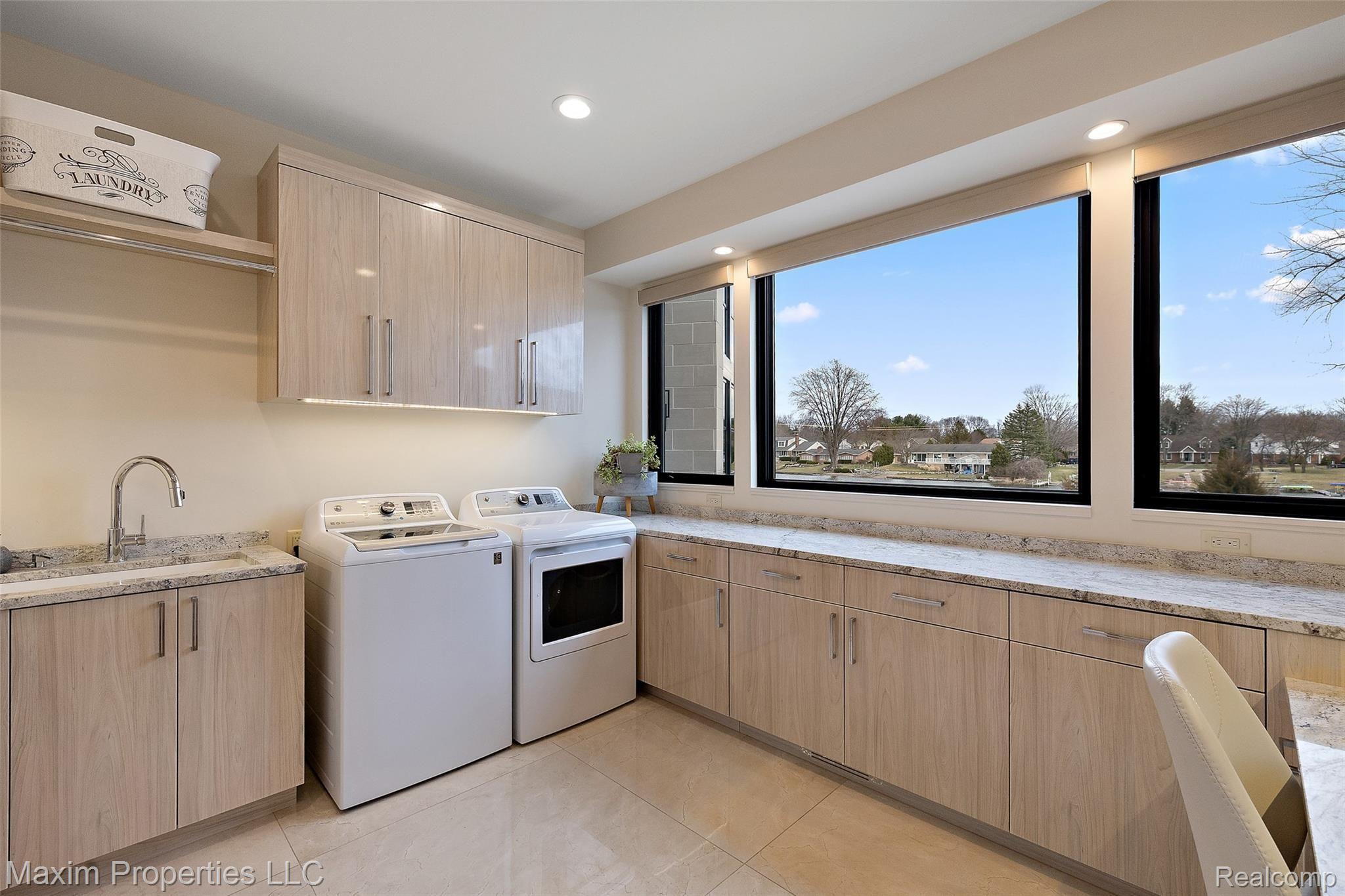 3760 Sleeth Road Commerce Township, MI 48382 - Photo 16 of 52 Laundry Room