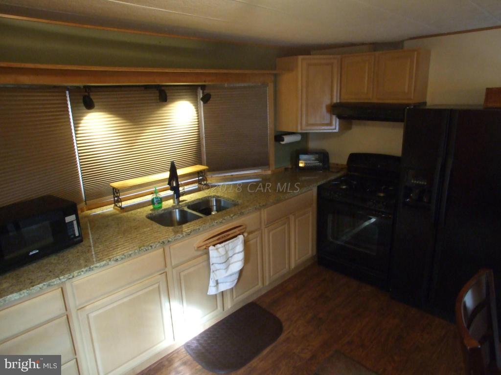 198 Clamshell Road Ocean City, MD 21842 - Photo 2 of 29 Gallery Image 2