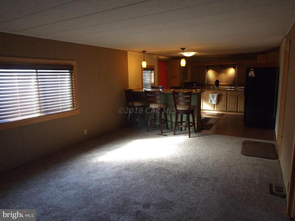 198 Clamshell Road Ocean City, MD 21842 - Photo 7 of 29 Gallery Image 7