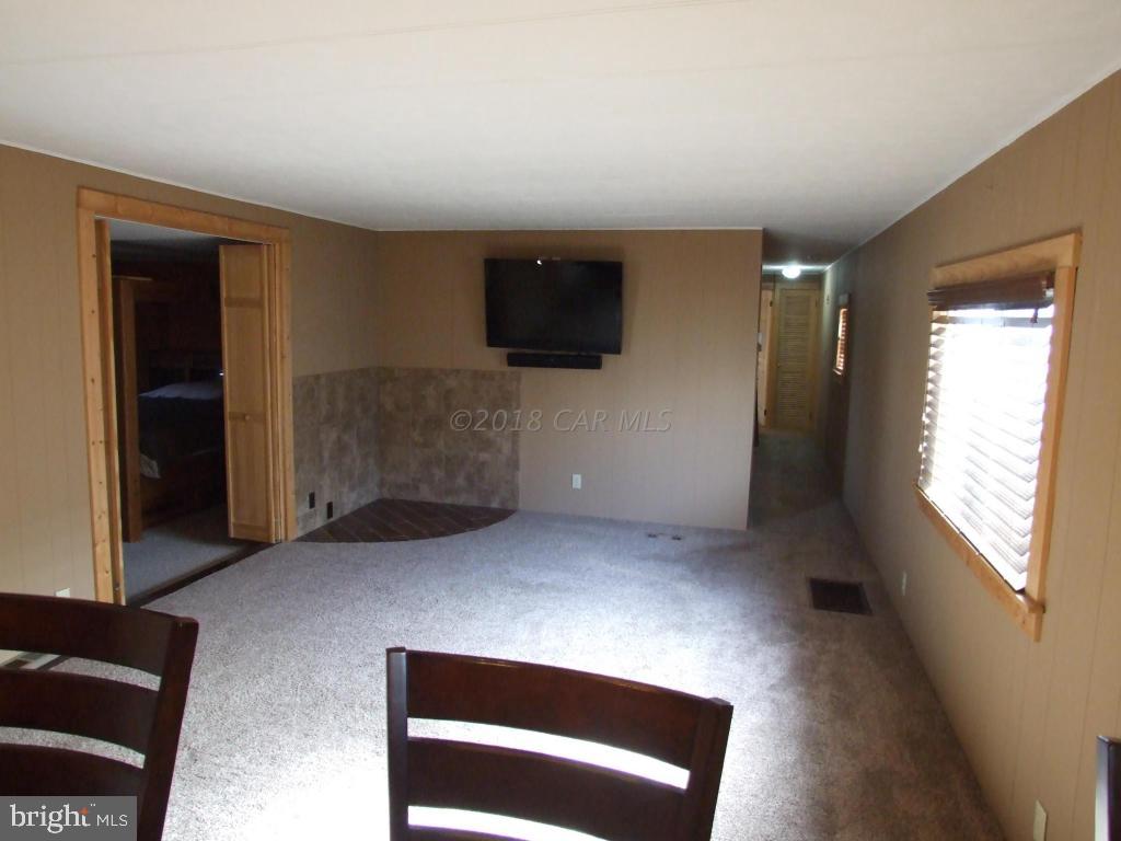 198 Clamshell Road Ocean City, MD 21842 - Photo 8 of 29 Gallery Image 8