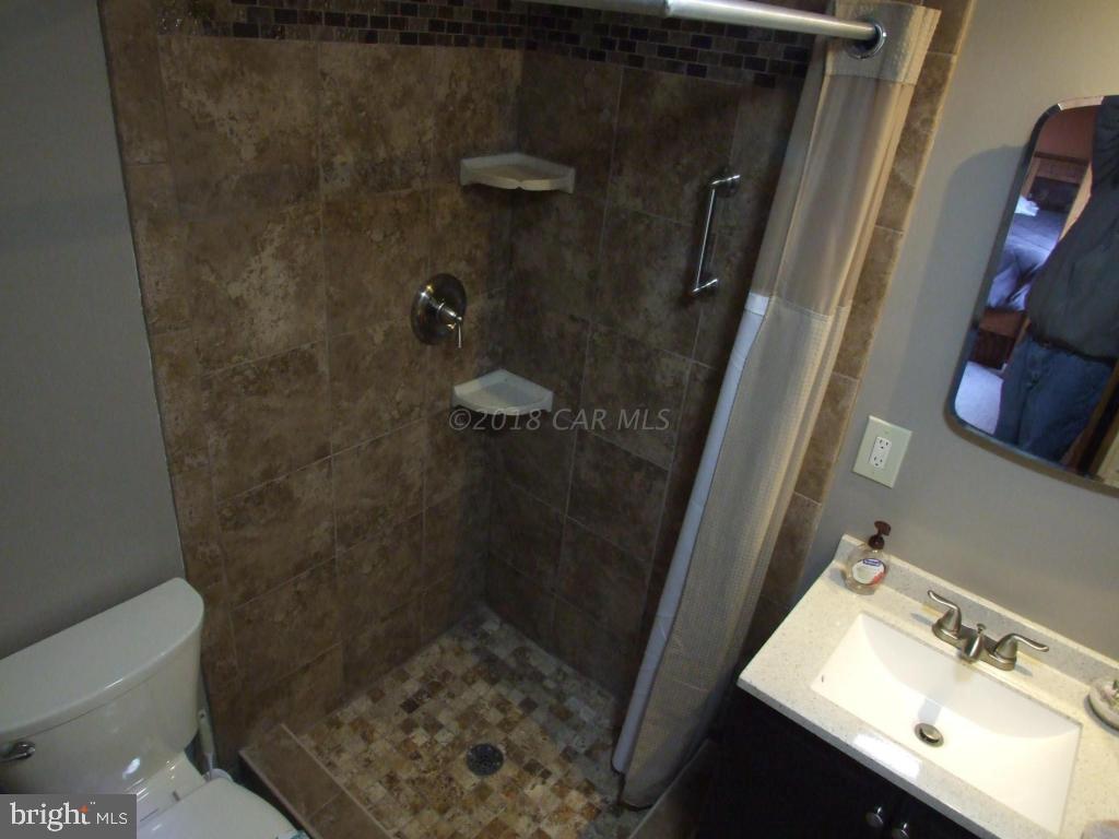 198 Clamshell Road Ocean City, MD 21842 - Photo 10 of 29 Gallery Image 10