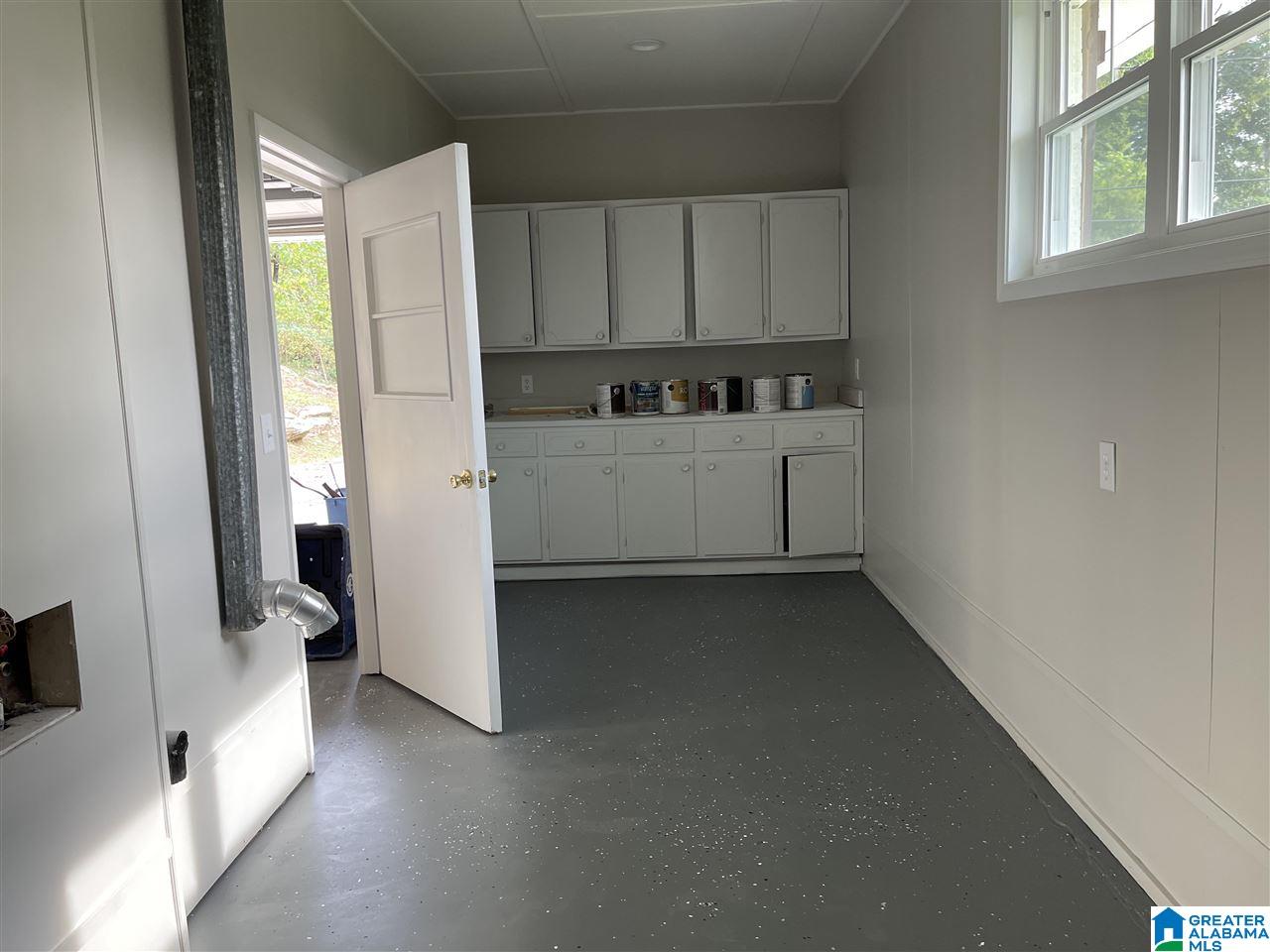 902 4th Avenue East Oneonta, AL 35121 - Photo 44 of 47