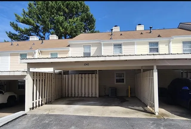 a building with a outdoor space