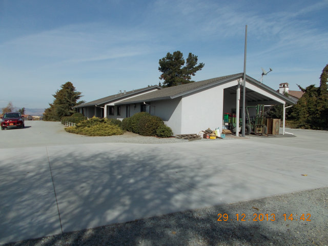 130 Old Ranch Road Hollister, CA 95023 - Photo 8 of 25 Gallery Image 8