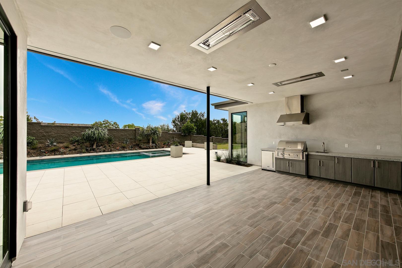 1817 Gwynn Drive Cardiff, CA 92007 - Photo 8 of 50 a view of a building stairs