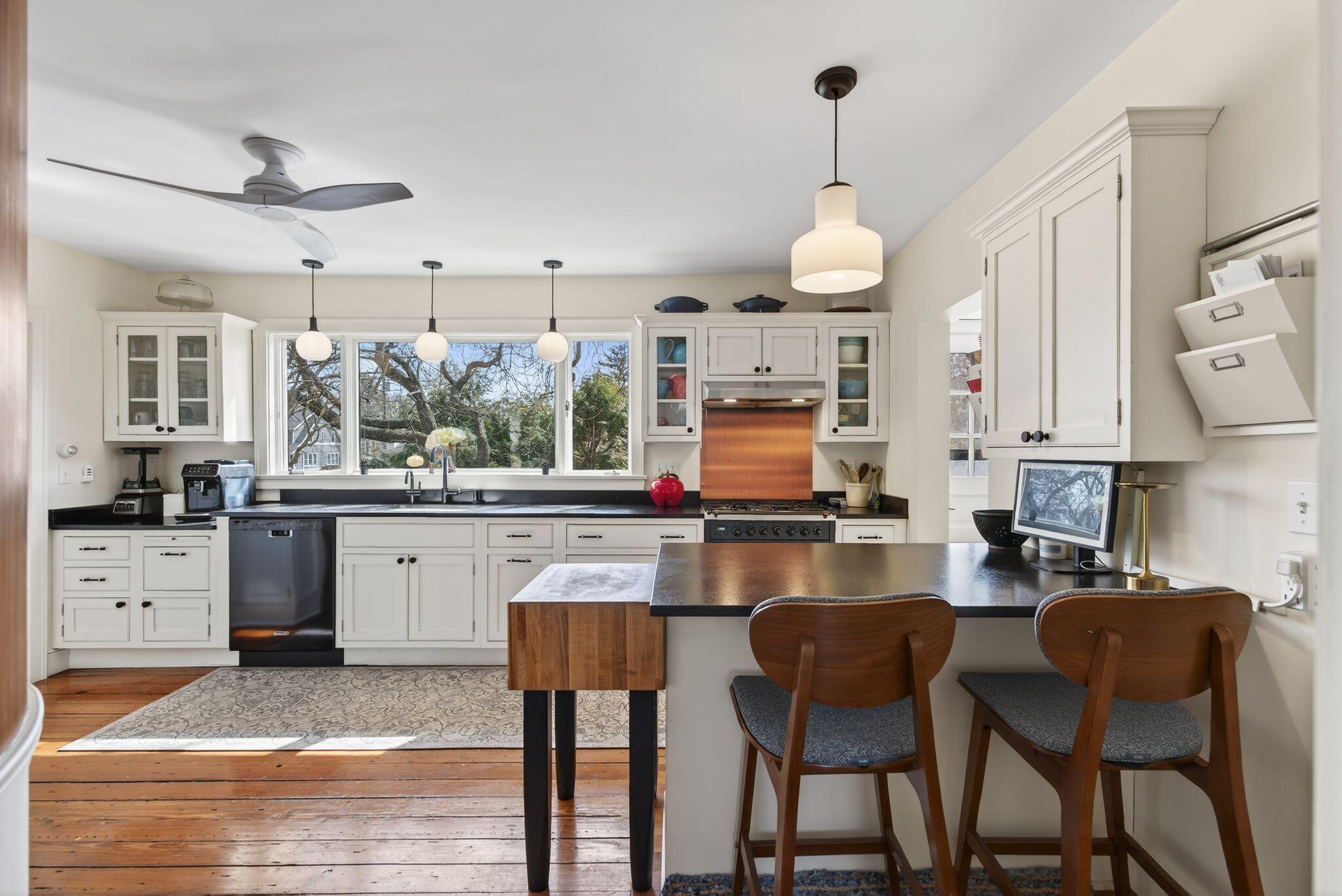 45 Mitchell Road South Portland, ME 04106 - Photo 11 of 86 Kitchen