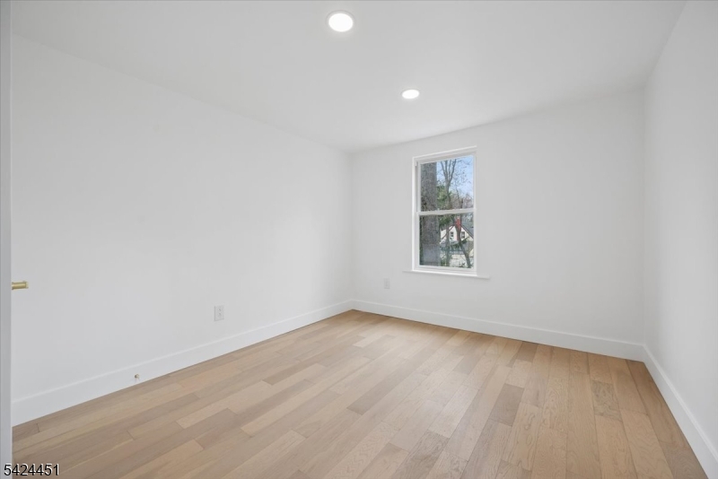 686 Meyersville Road Gillette, NJ 07933 - Photo 26 of 33