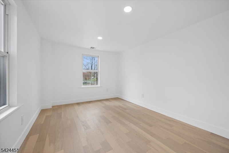 686 Meyersville Road Gillette, NJ 07933 - Photo 27 of 33
