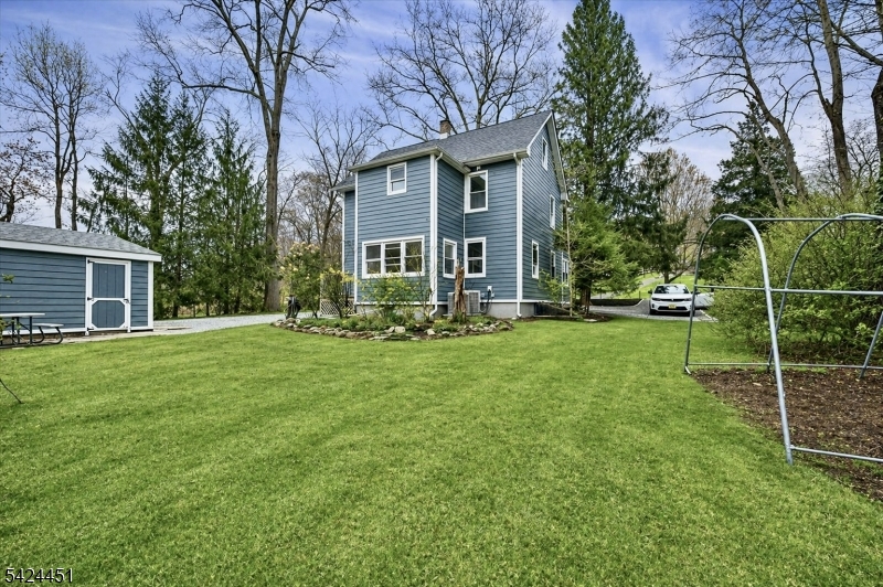 686 Meyersville Road Gillette, NJ 07933 - Photo 32 of 33