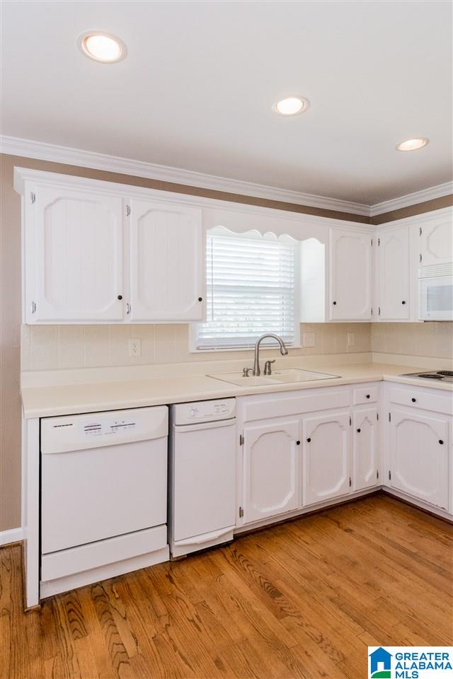 1330 Anglewood Drive Birmingham, AL 35216 - Photo 17 of 50