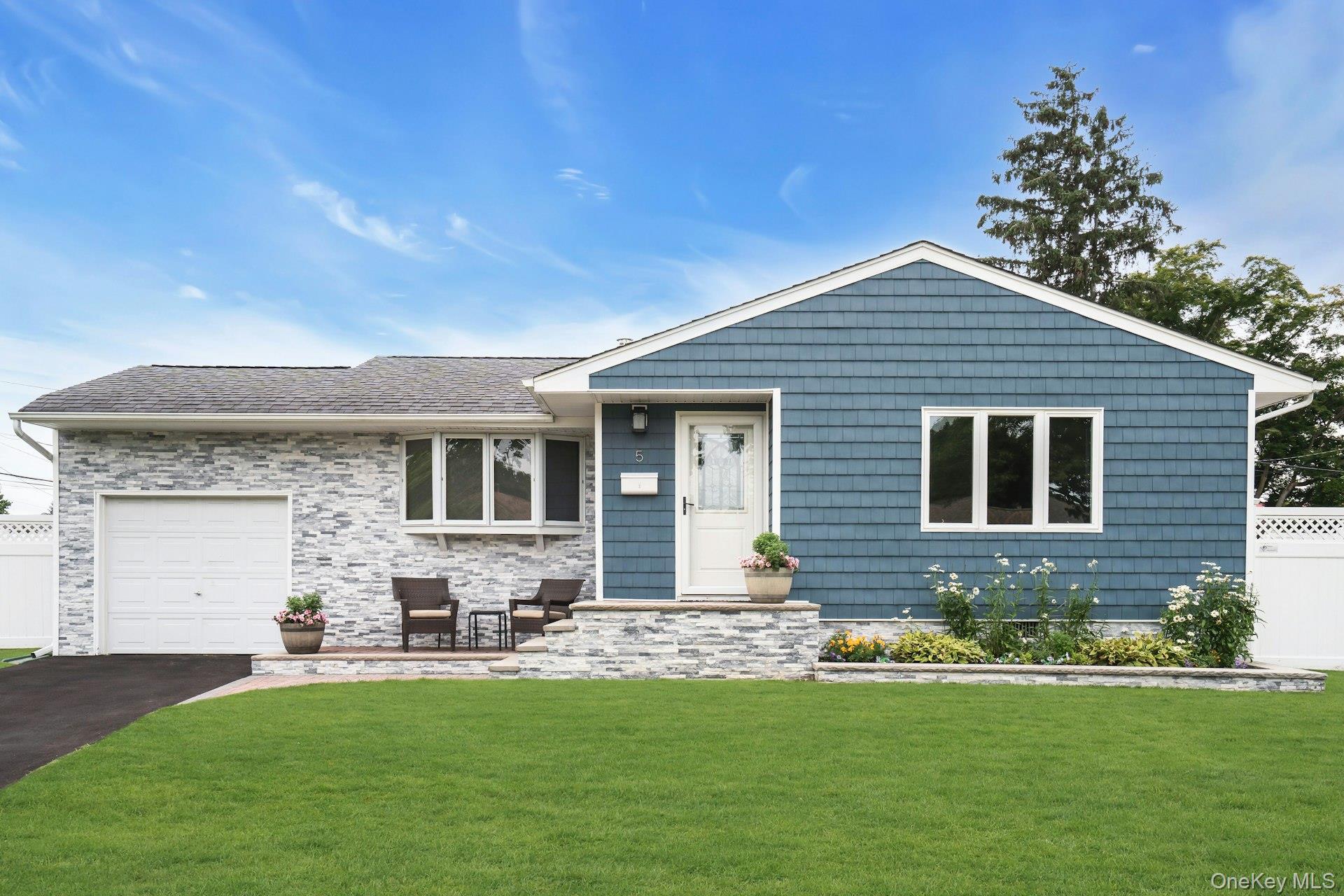 5 Stagg Lane Commack, NY 11725 - Photo 1 of 35 Welcome to 5 Stagg Lane in Commack!