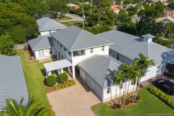 $800,000 | 3026 Southwest Ellsworth Avenue, Palm City, FL 34990