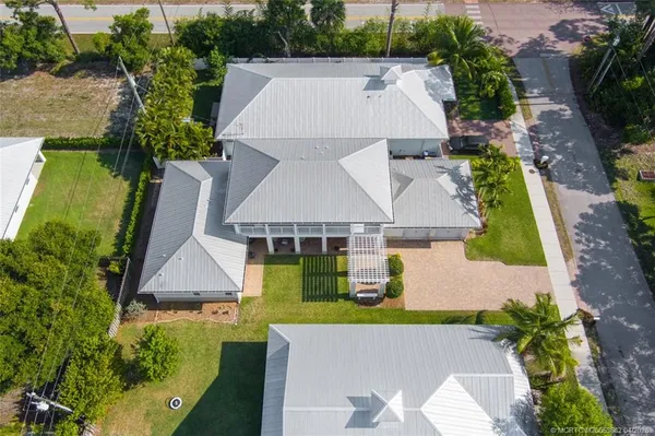 $800,000 | 3026 Southwest Ellsworth Avenue, Palm City, FL 34990