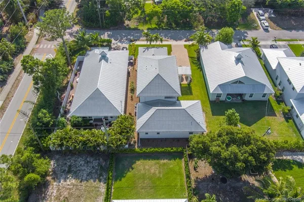 $800,000 | 3026 Southwest Ellsworth Avenue, Palm City, FL 34990