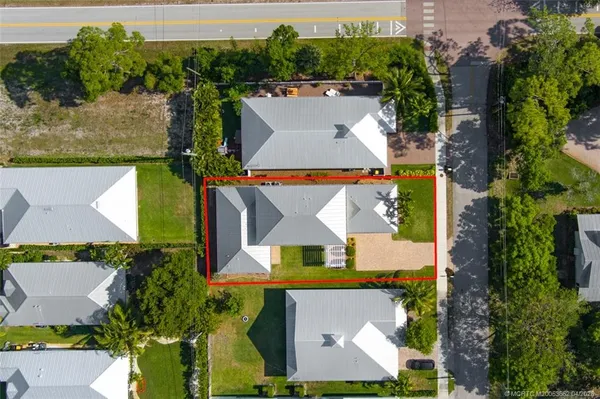 $800,000 | 3026 Southwest Ellsworth Avenue, Palm City, FL 34990