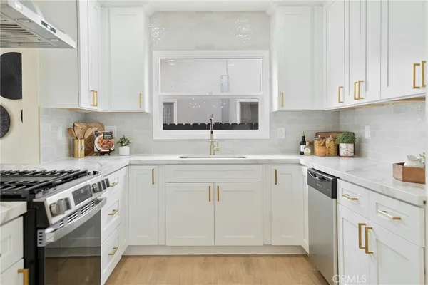 $1,165,000 | 1612 East Palmyra Avenue, Orange, CA 92866