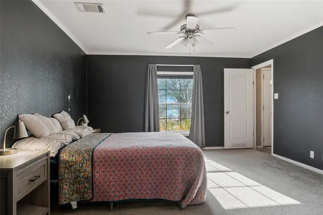 $349,000 | 89 Park Lane, Gainesville, TX 76240