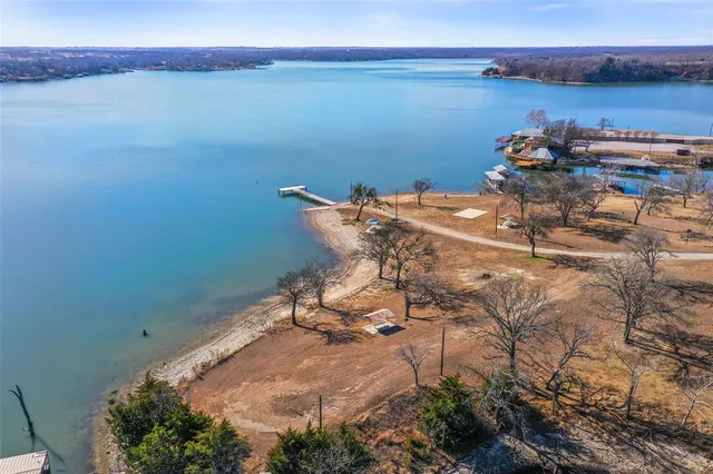 $349,000 | 89 Park Lane, Gainesville, TX 76240