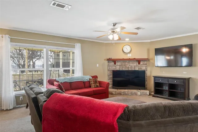 $349,000 | 89 Park Lane, Gainesville, TX 76240