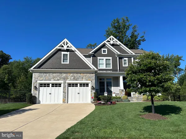 $2,850,000 | 105 Mashie Court Southeast, Vienna, VA 22180