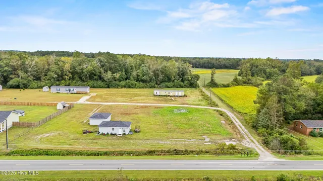 $199,000 | 233 Hc Powers Road, Wallace, NC 28466