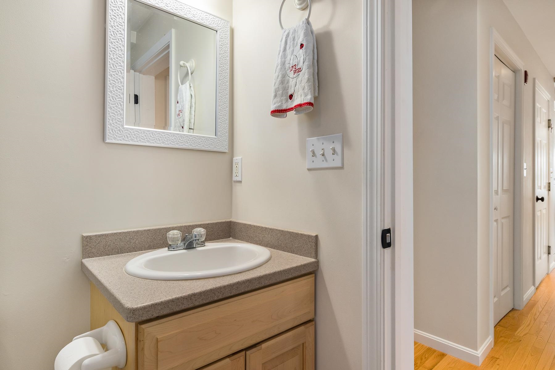 105 Winnacunnet Road, Unit 2 Hampton, NH 03842 - Photo 19 of 25