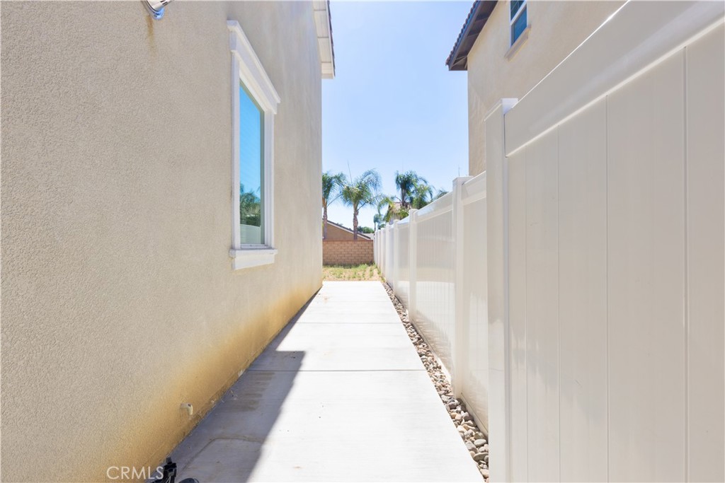 30283 Ramsay Drive Menifee, CA 92584 - Photo 23 of 24 a view of a entryway