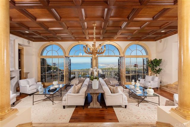 $9,900,000 | 705 VÃa La Cuesta, Palos Verdes Estates, CA 90274