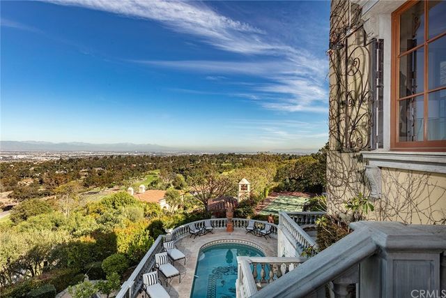 $9,900,000 | 705 VÃa La Cuesta, Palos Verdes Estates, CA 90274