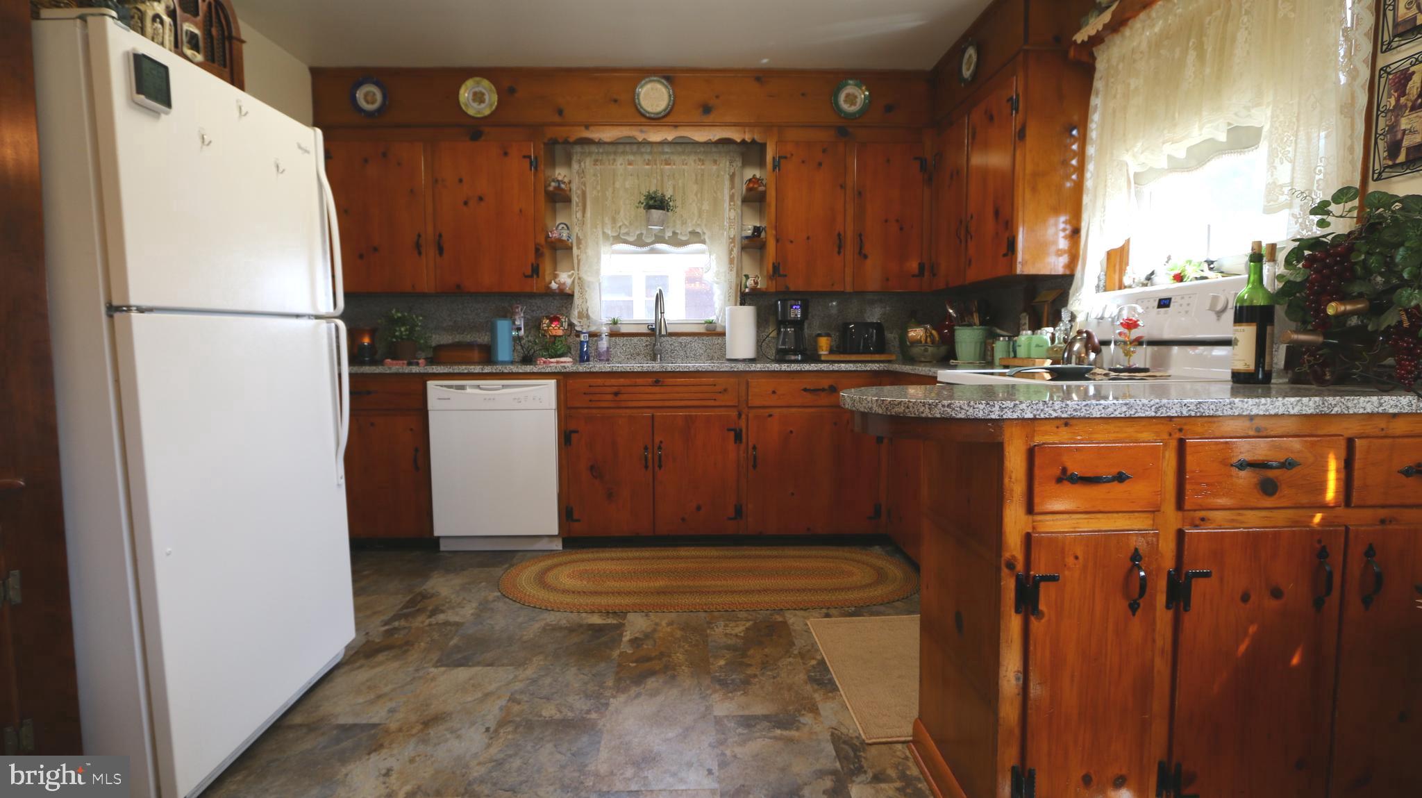 140 Nottingham Road Hagerstown, MD 21740 - Photo 5 of 25