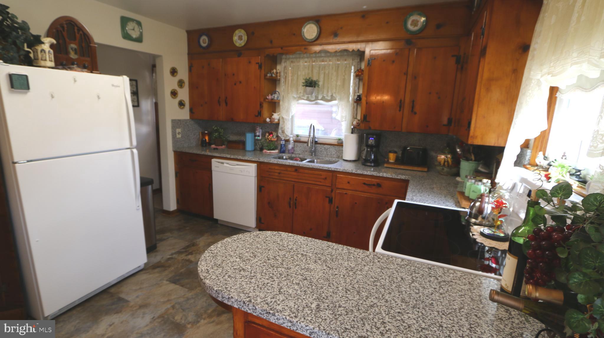 140 Nottingham Road Hagerstown, MD 21740 - Photo 7 of 25