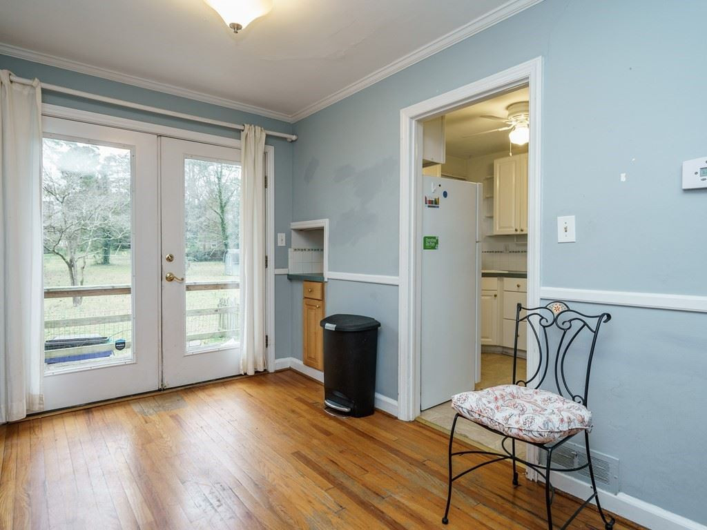 2956 Claremont Road Raleigh, NC 27608 - Photo 8 of 19 Dining Room