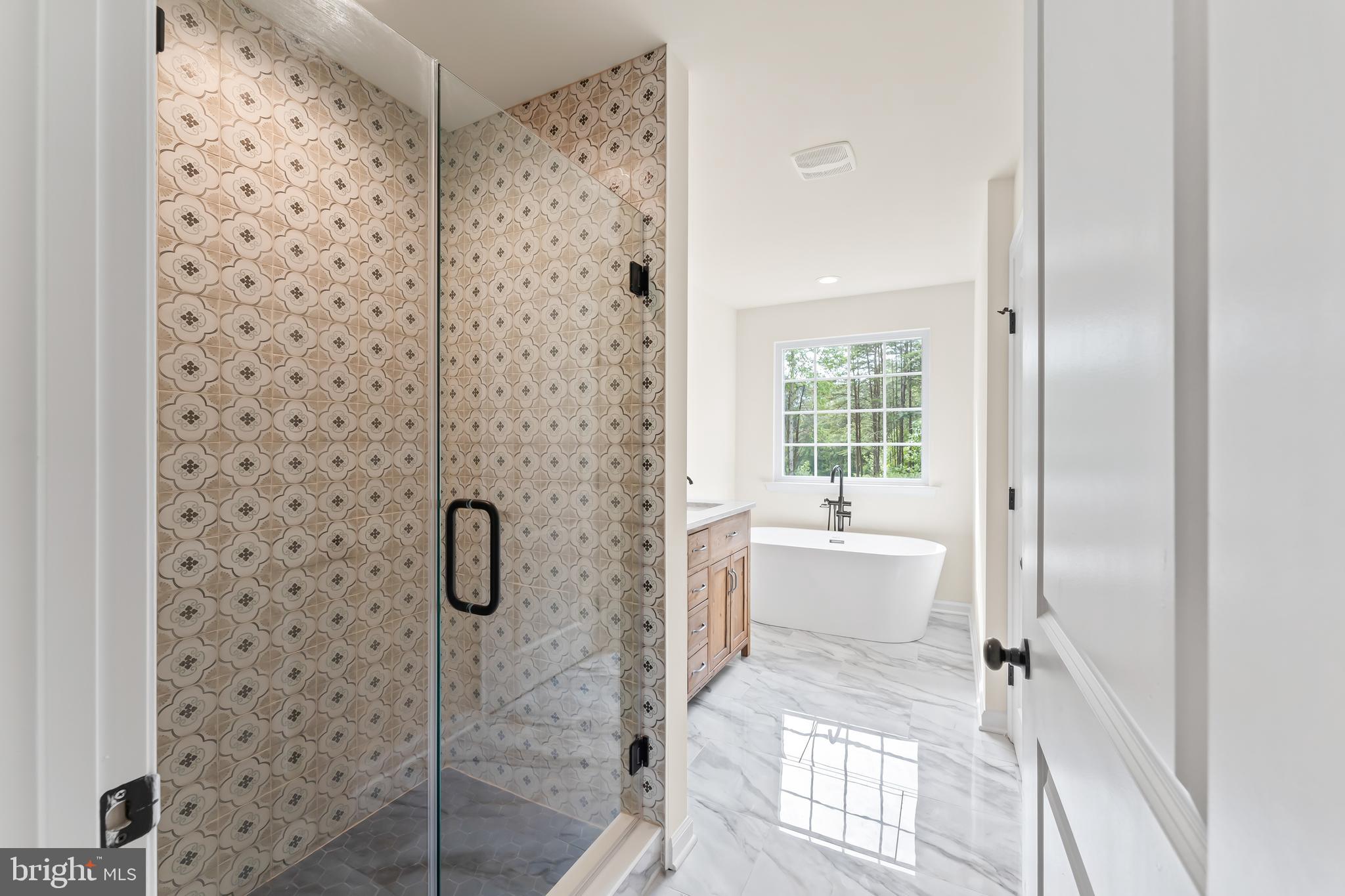 25253 Independence Road Unionville, VA 22567 - Photo 13 of 30 master bath