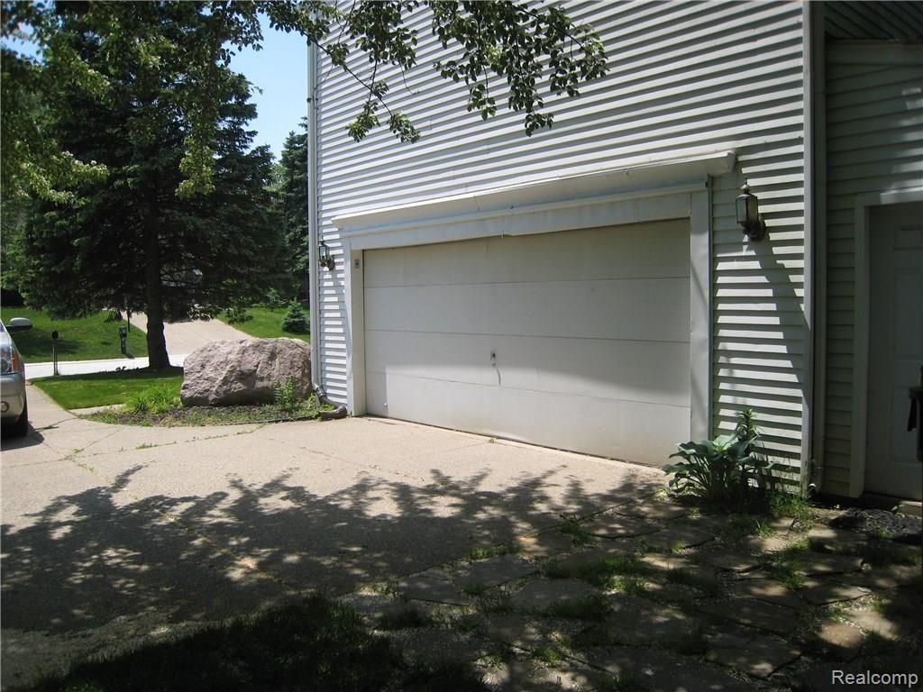 908 Ravine Terrace Rochester, MI 48307 - Photo 22 of 22