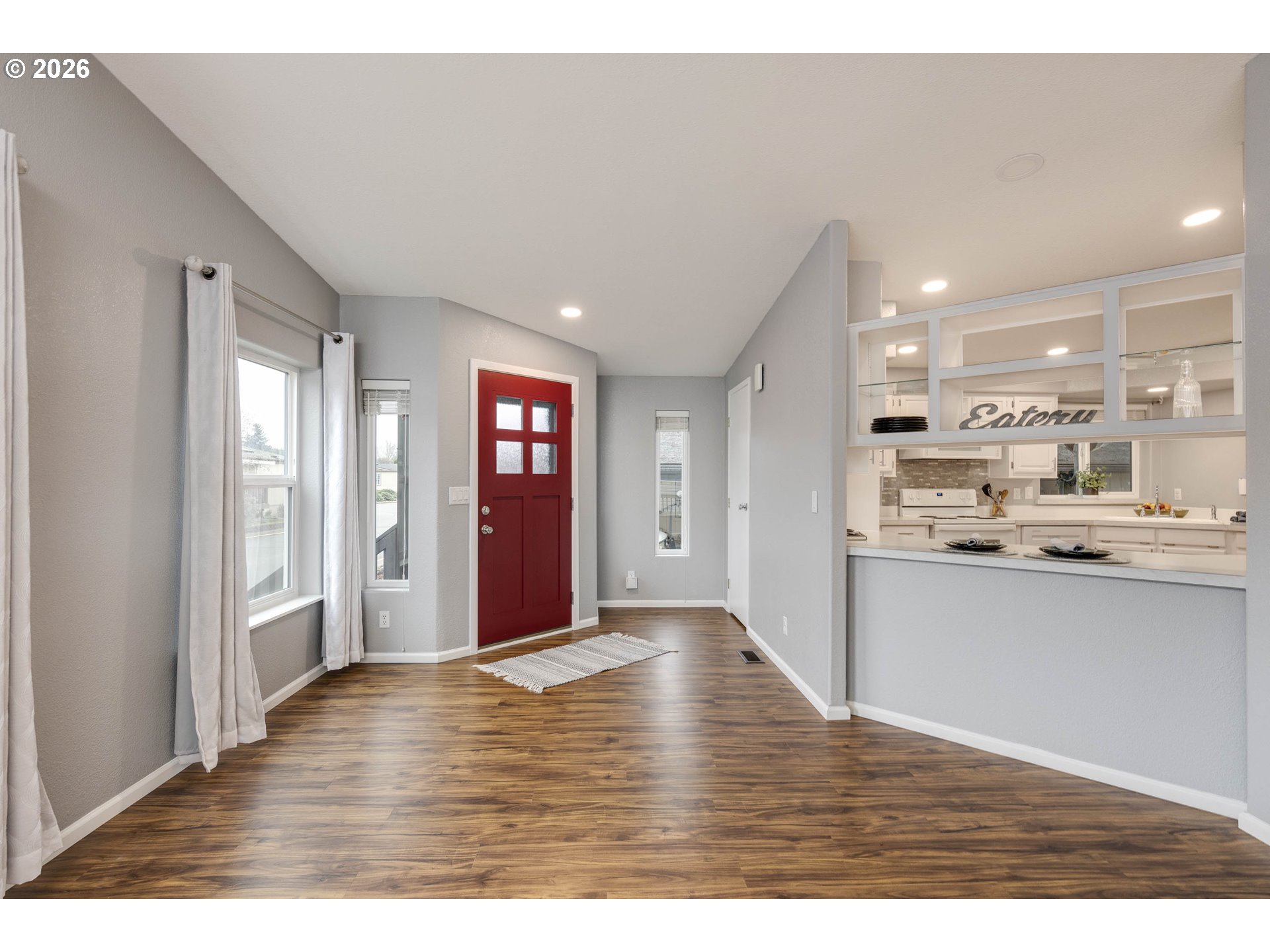 369 Gun Club Road, Unit 60 Woodland, WA 98674 - Photo 6 of 33 Entrance/Foyer
