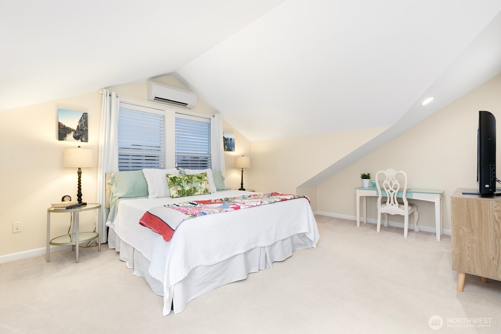 2906 5th Avenue West Seattle, WA 98119 - Photo 15 of 29