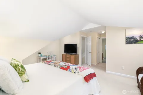 $1,095,000 | 2906 5th Avenue West, Seattle, WA 98119