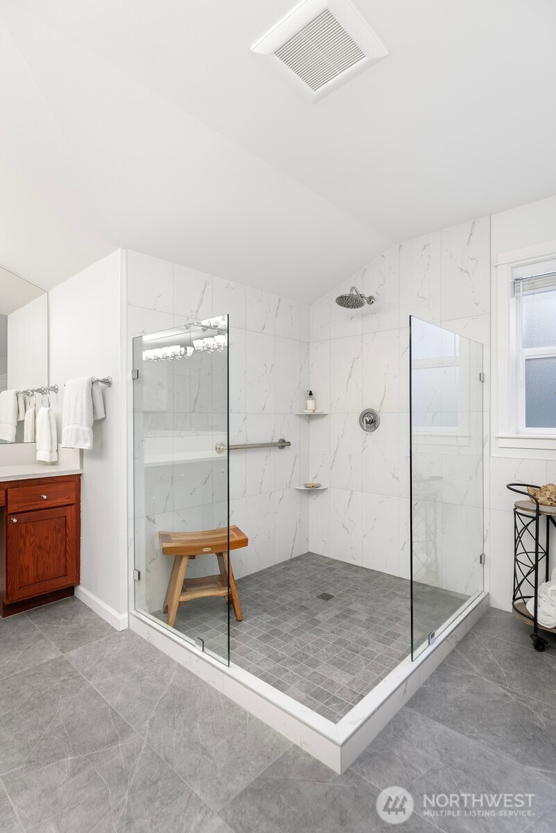 2906 5th Avenue West Seattle, WA 98119 - Photo 21 of 29