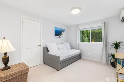 $1,095,000 | 2906 5th Avenue West, Seattle, WA 98119