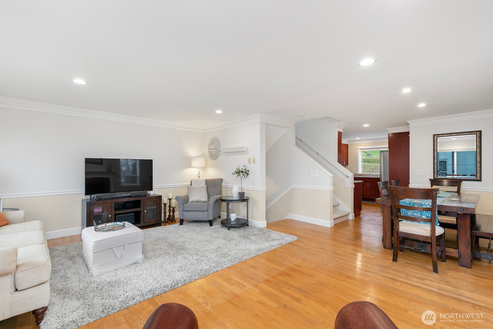 2906 5th Avenue West Seattle, WA 98119 - Photo 5 of 29