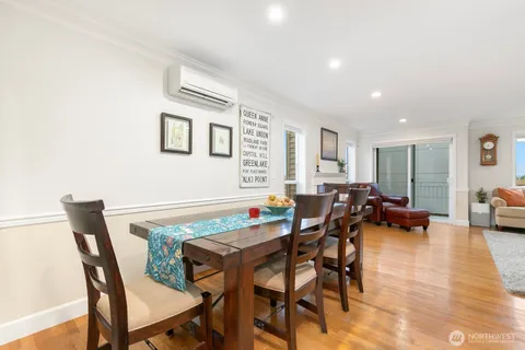 $1,095,000 | 2906 5th Avenue West, Seattle, WA 98119