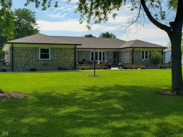 $667,500 | 7901 South Franklin Road, Indianapolis, IN 46259