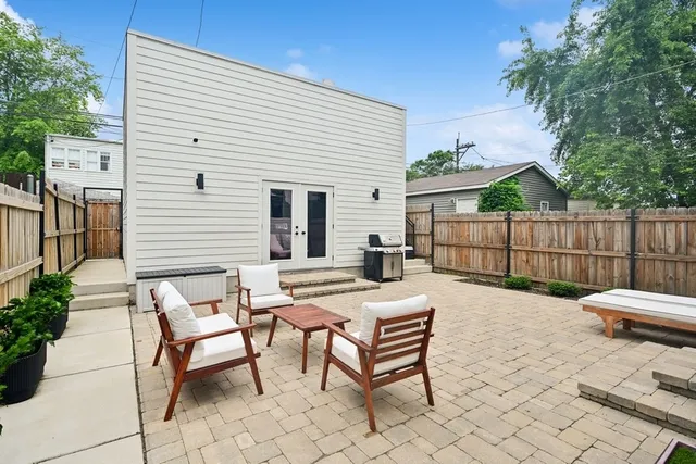 $1,795,000 | 2708 North Albany Avenue, Chicago, IL 60647