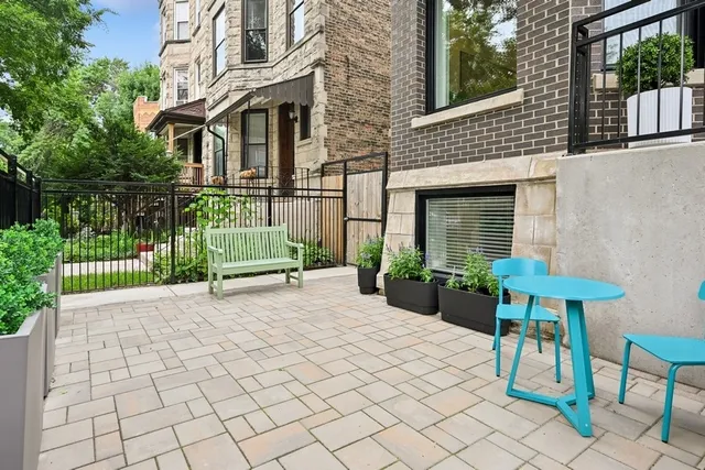 $1,795,000 | 2708 North Albany Avenue, Chicago, IL 60647