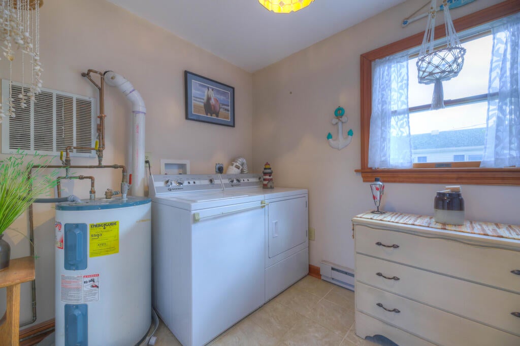 3620 Ridge Road Chincoteague, VA 23336 - Photo 25 of 36 Gallery Image 25