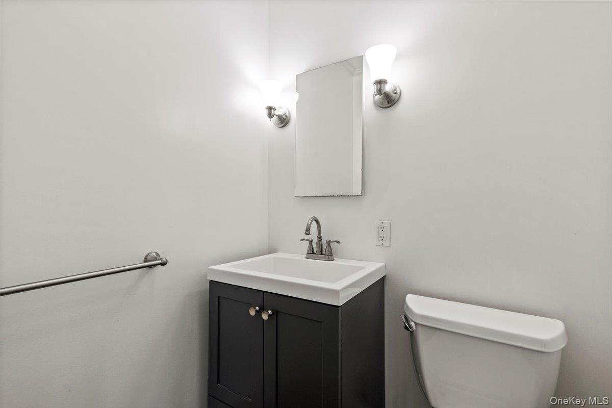 46 Fenimore Road Scarsdale, NY 10583 - Photo 25 of 35 Half bathroom on 2nd Floor.