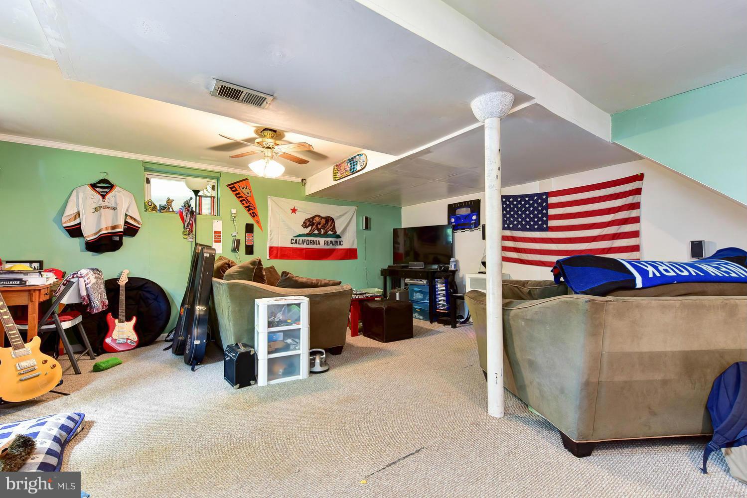 6817 Rolling Road Springfield, VA 22152 - Photo 22 of 30 Bedroom