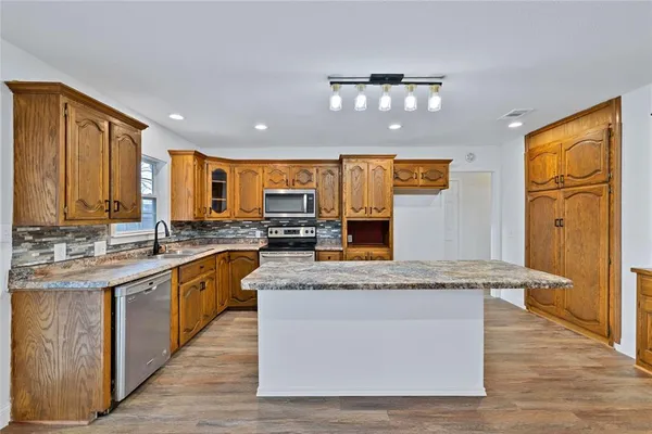 $275,000 | 204 3rd Street, Celeste, TX 75423