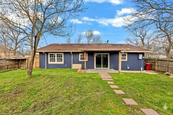 $275,000 | 204 3rd Street, Celeste, TX 75423