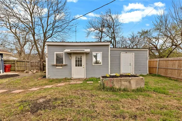 $275,000 | 204 3rd Street, Celeste, TX 75423